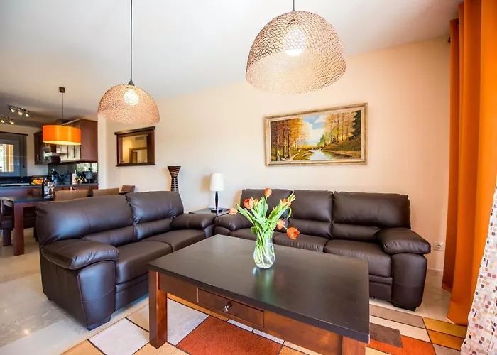 Malibu Mansions By Costarentals - Ref 242