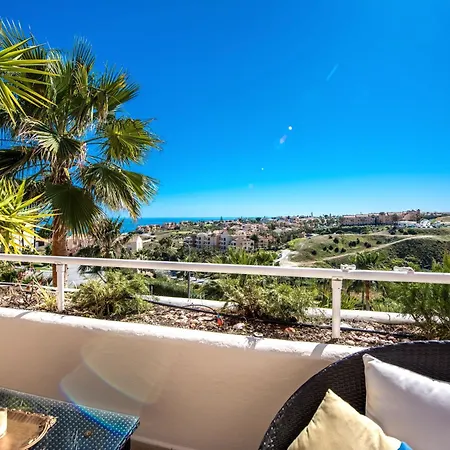 Malibu Jacuzzi Penthouse By Costarentals - Ref 242 Apartment